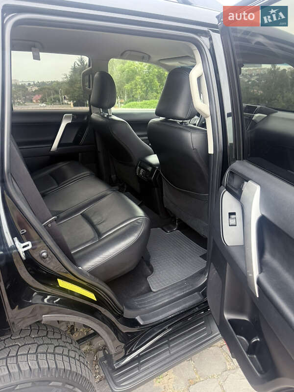 Внедорожник / Кроссовер Toyota Land Cruiser Prado 2014 в Житомире