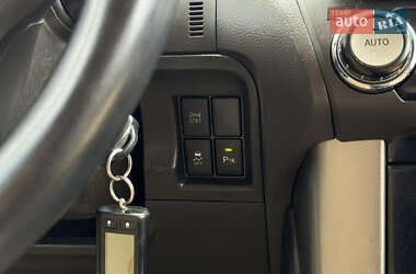 Внедорожник / Кроссовер Toyota Land Cruiser Prado 2010 в 