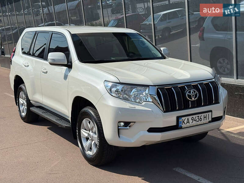 Toyota Land Cruiser Prado 2019