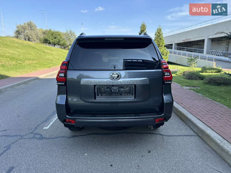 Внедорожник / Кроссовер Toyota Land Cruiser Prado 2020 в Киеве