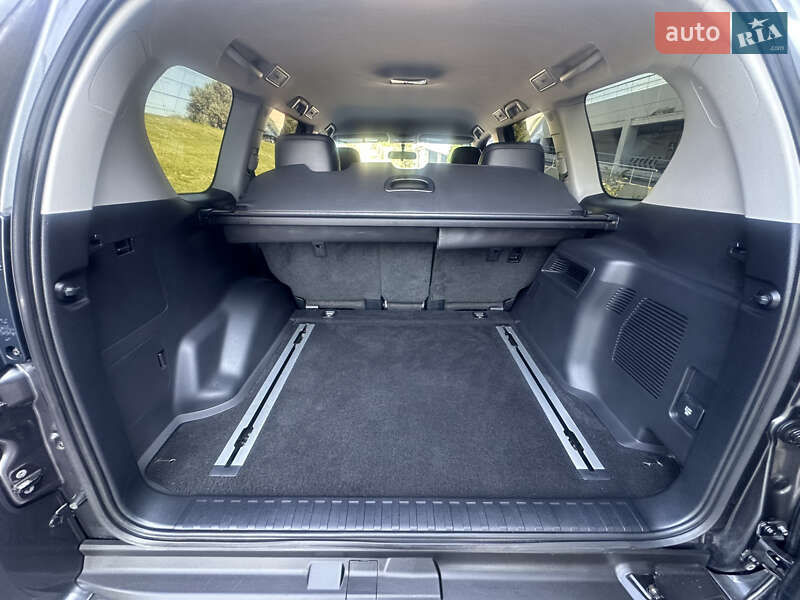 Внедорожник / Кроссовер Toyota Land Cruiser Prado 2020 в Киеве
