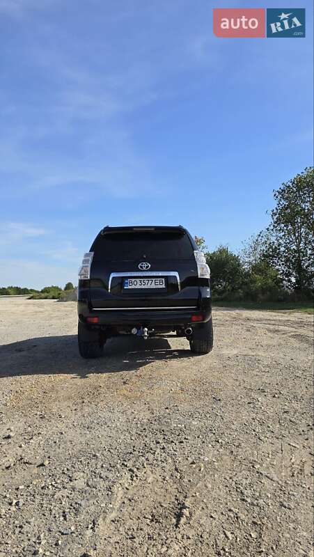 Позашляховик / Кросовер Toyota Land Cruiser Prado 2012 в Чорткові
