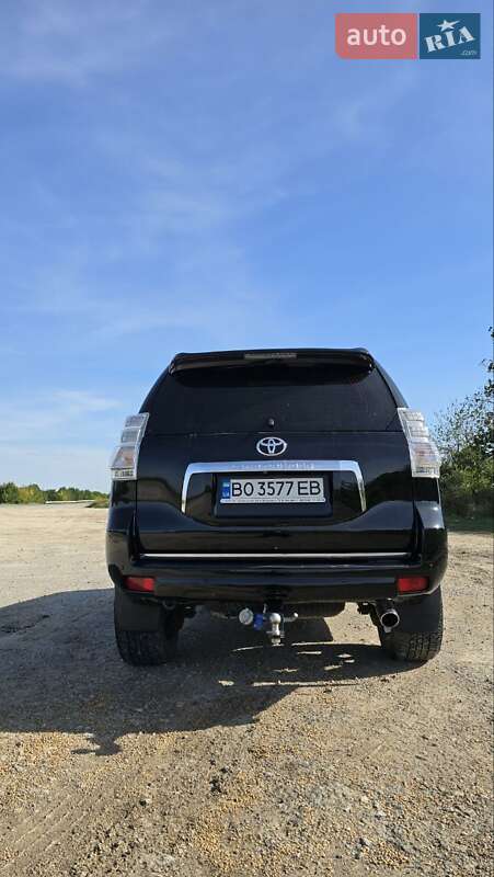 Позашляховик / Кросовер Toyota Land Cruiser Prado 2012 в Чорткові