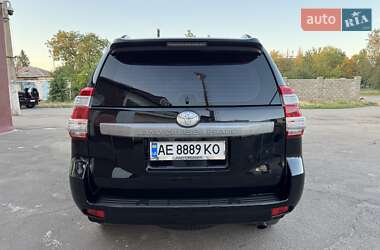 Внедорожник / Кроссовер Toyota Land Cruiser Prado 2015 в 