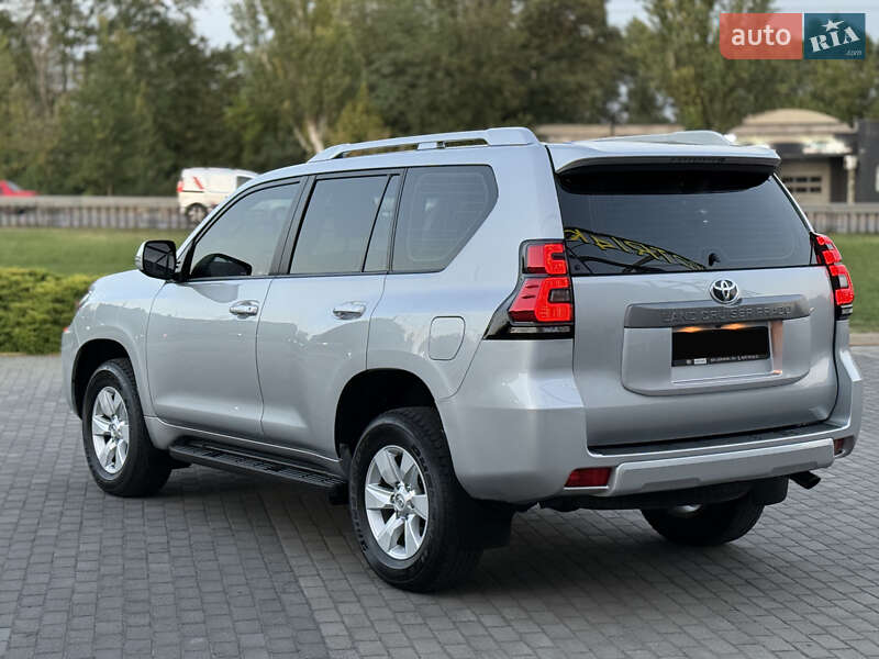 Внедорожник / Кроссовер Toyota Land Cruiser Prado 2021 в Киеве