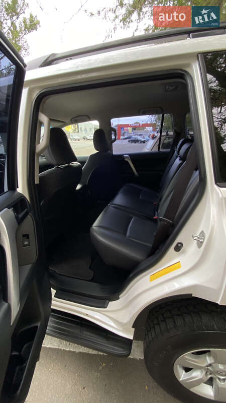 Внедорожник / Кроссовер Toyota Land Cruiser Prado 2017 в Одессе