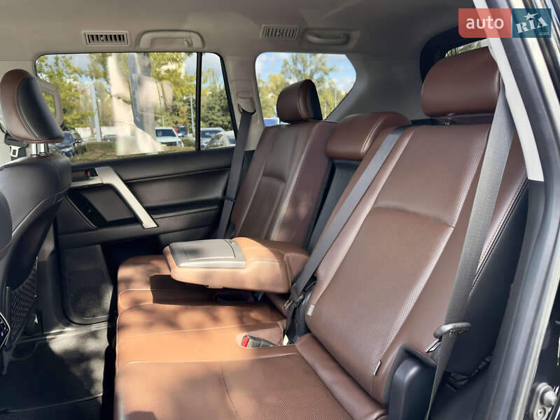 Внедорожник / Кроссовер Toyota Land Cruiser Prado 2020 в Киеве