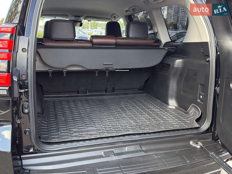 Внедорожник / Кроссовер Toyota Land Cruiser Prado 2020 в Киеве