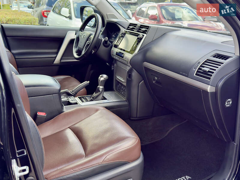 Внедорожник / Кроссовер Toyota Land Cruiser Prado 2020 в Киеве