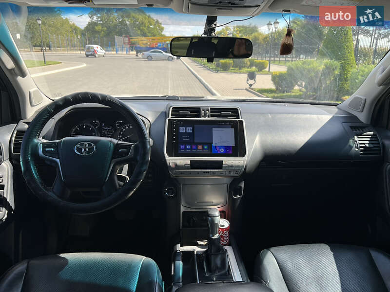 Внедорожник / Кроссовер Toyota Land Cruiser Prado 2018 в Измаиле