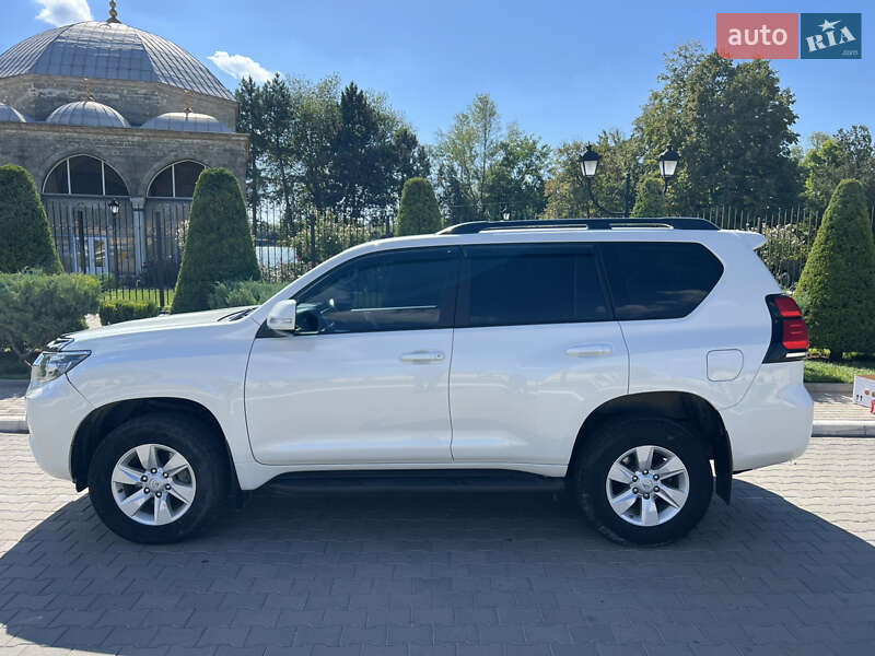 Внедорожник / Кроссовер Toyota Land Cruiser Prado 2018 в Измаиле