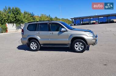 Внедорожник / Кроссовер Toyota Land Cruiser Prado 2005 в  фото 14 Внедорожник / Кроссовер Toyota Land Cruiser Prado 2005 в