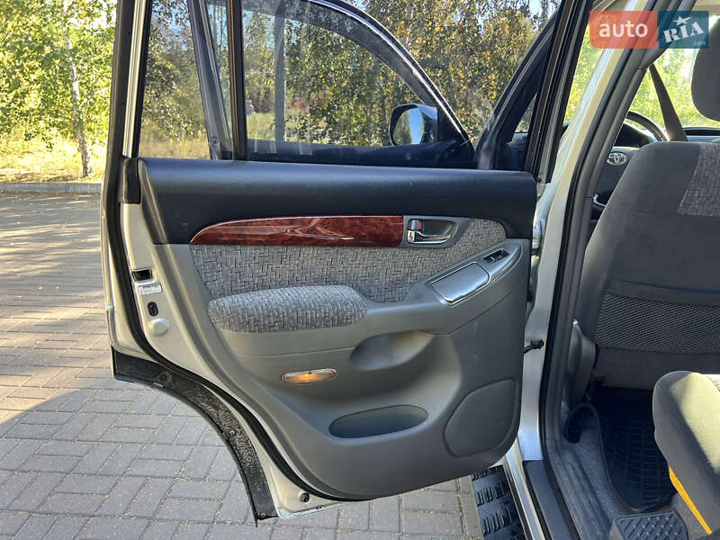 Внедорожник / Кроссовер Toyota Land Cruiser Prado 2006 в Кременчуге фото 11 Внедорожник / Кроссовер Toyota Land Cruiser Prado 2006 в Кременчуге