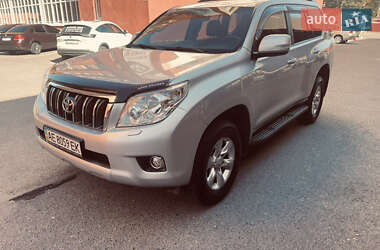Внедорожник / Кроссовер Toyota Land Cruiser Prado 2011 в Кривом Роге