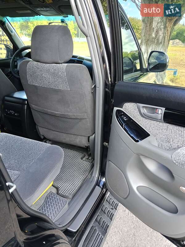 Позашляховик / Кросовер Toyota Land Cruiser Prado 2006 в Києві