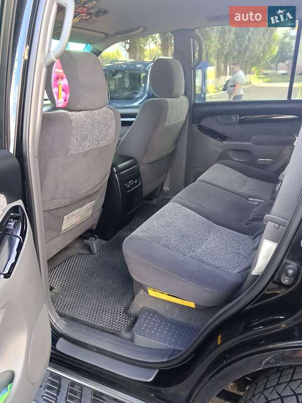 Позашляховик / Кросовер Toyota Land Cruiser Prado 2006 в Києві