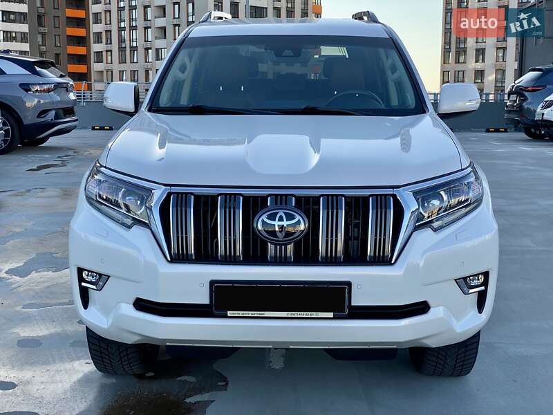 Позашляховик / Кросовер Toyota Land Cruiser Prado 2019 в Києві