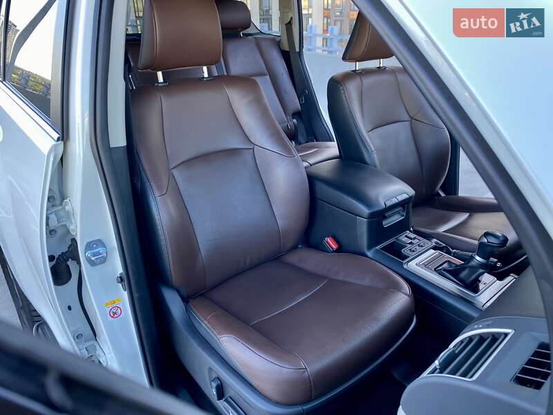 Позашляховик / Кросовер Toyota Land Cruiser Prado 2019 в Києві