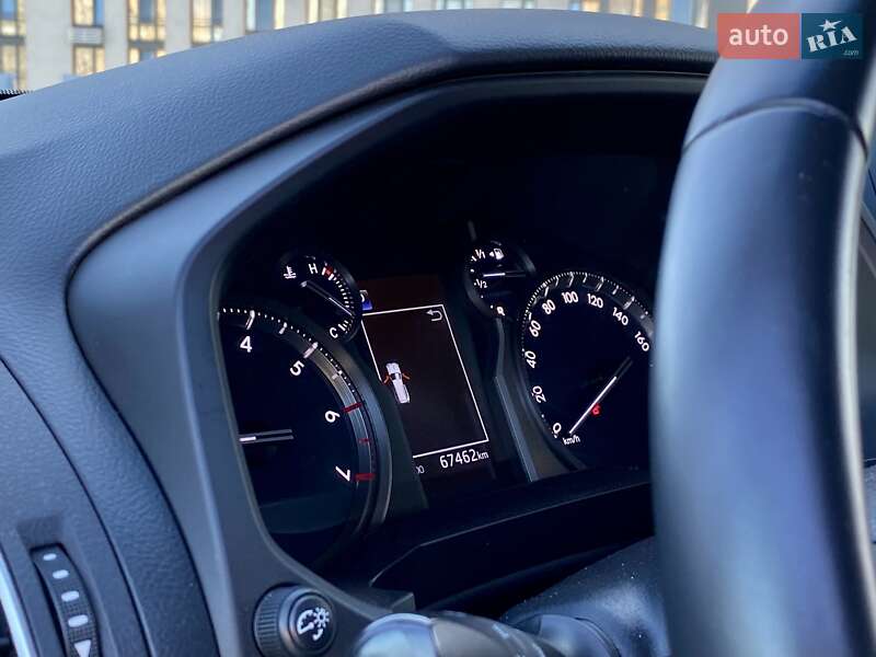 Позашляховик / Кросовер Toyota Land Cruiser Prado 2019 в Києві