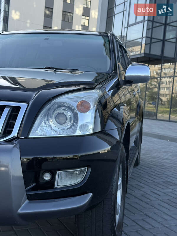 Позашляховик / Кросовер Toyota Land Cruiser Prado 2004 в Дніпрі