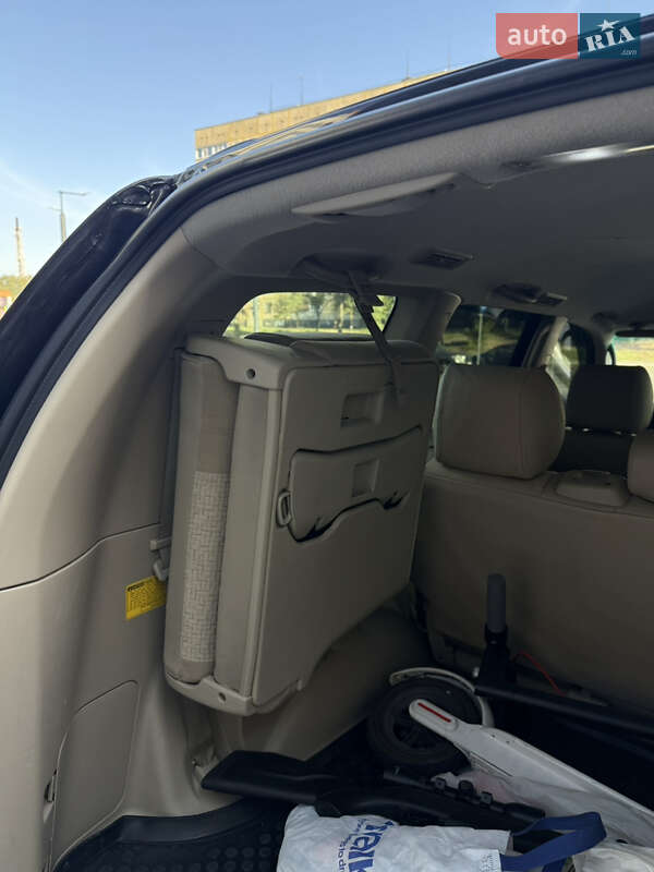 Позашляховик / Кросовер Toyota Land Cruiser Prado 2004 в Дніпрі