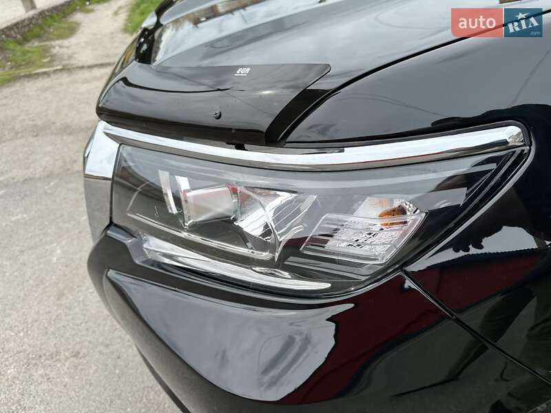 Внедорожник / Кроссовер Toyota Land Cruiser Prado 2010 в Александрие