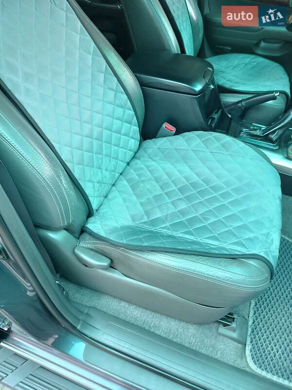 Внедорожник / Кроссовер Toyota Land Cruiser Prado 2005 в Киеве