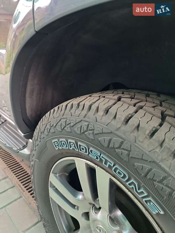 Внедорожник / Кроссовер Toyota Land Cruiser Prado 2005 в Киеве