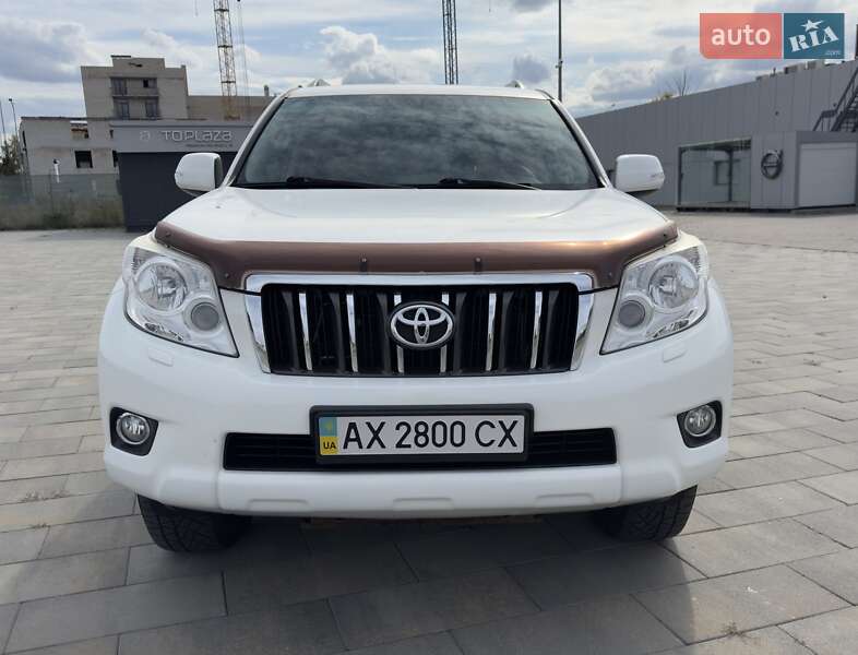 Позашляховик / Кросовер Toyota Land Cruiser Prado 2012 в Харкові
