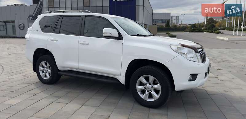 Позашляховик / Кросовер Toyota Land Cruiser Prado 2012 в Харкові
