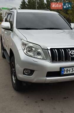 Внедорожник / Кроссовер Toyota Land Cruiser Prado 2012 в Ровно