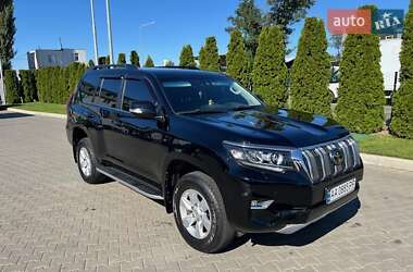Позашляховик / Кросовер Toyota Land Cruiser Prado 2019 в  фото 2 Позашляховик / Кросовер Toyota Land Cruiser Prado 2019 в