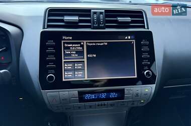 Внедорожник / Кроссовер Toyota Land Cruiser Prado 2021 в 