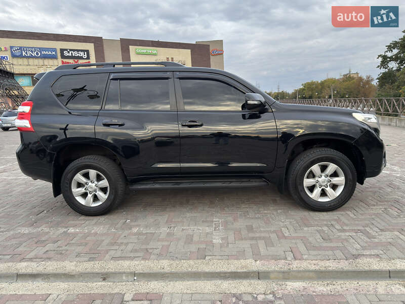 Позашляховик / Кросовер Toyota Land Cruiser Prado 2014 в Харкові