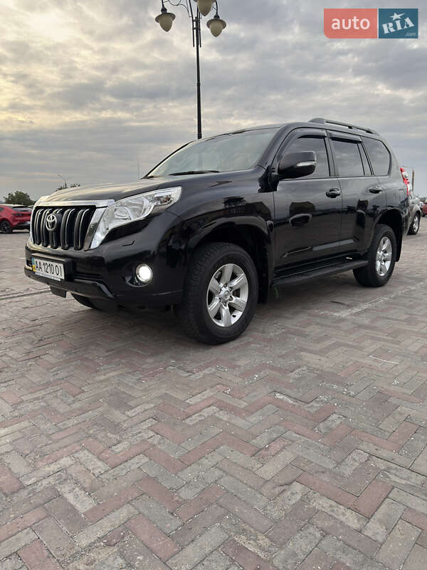 Позашляховик / Кросовер Toyota Land Cruiser Prado 2014 в Харкові