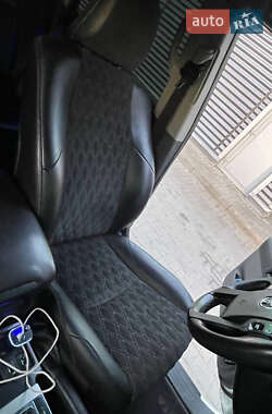 Внедорожник / Кроссовер Toyota Land Cruiser Prado 2010 в 