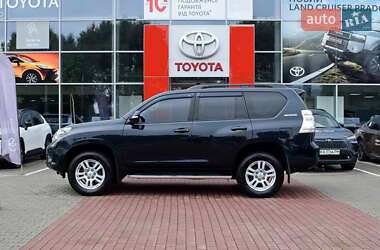 Внедорожник / Кроссовер Toyota Land Cruiser Prado 2012 в 