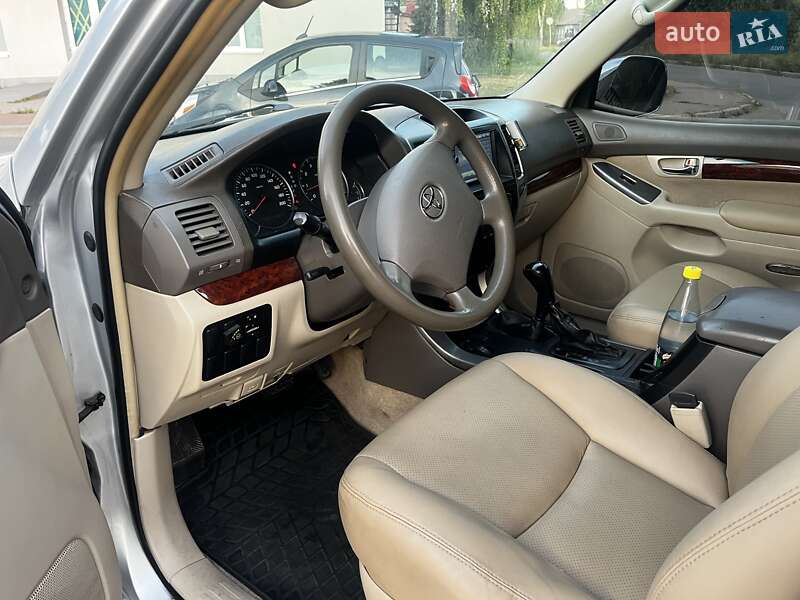 Внедорожник / Кроссовер Toyota Land Cruiser Prado 2004 в Чернигове