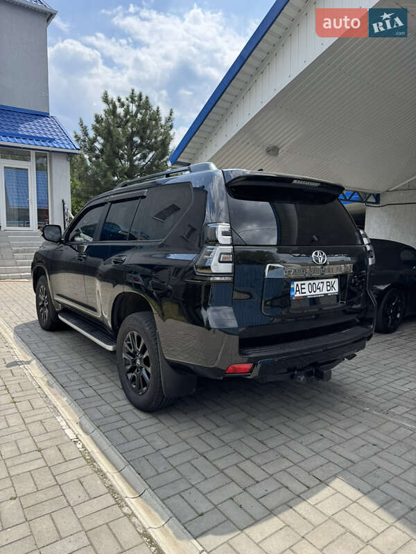 Внедорожник / Кроссовер Toyota Land Cruiser Prado 2020 в Днепре