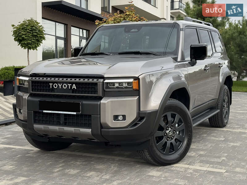 Внедорожник / Кроссовер Toyota Land Cruiser Prado 2025 в 