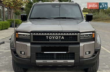 Внедорожник / Кроссовер Toyota Land Cruiser Prado 2025 в 