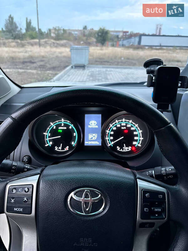 Внедорожник / Кроссовер Toyota Land Cruiser Prado 2010 в Кривом Роге фото 9 Внедорожник / Кроссовер Toyota Land Cruiser Prado 2010 в Кривом Роге