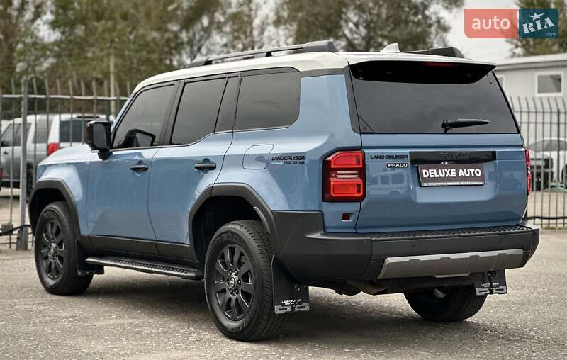 Позашляховик / Кросовер Toyota Land Cruiser Prado 2024 в Києві