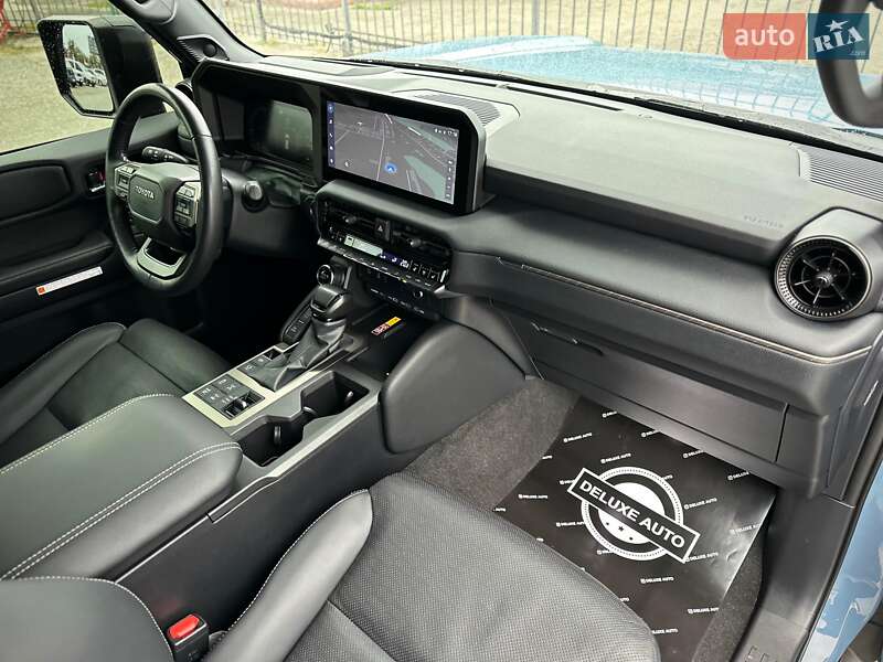 Позашляховик / Кросовер Toyota Land Cruiser Prado 2024 в Києві