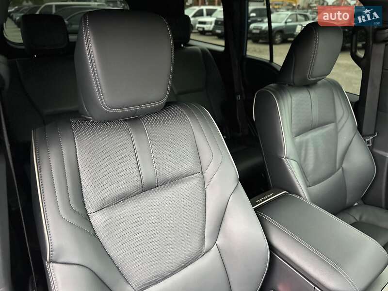 Позашляховик / Кросовер Toyota Land Cruiser Prado 2024 в Києві