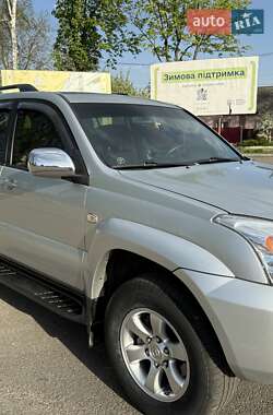 Внедорожник / Кроссовер Toyota Land Cruiser Prado 2006 в 
