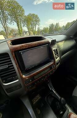 Внедорожник / Кроссовер Toyota Land Cruiser Prado 2006 в 
