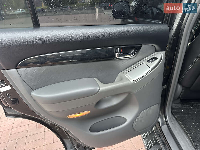 Позашляховик / Кросовер Toyota Land Cruiser Prado 2008 в Рівному фото 33 Позашляховик / Кросовер Toyota Land Cruiser Prado 2008 в Рівному