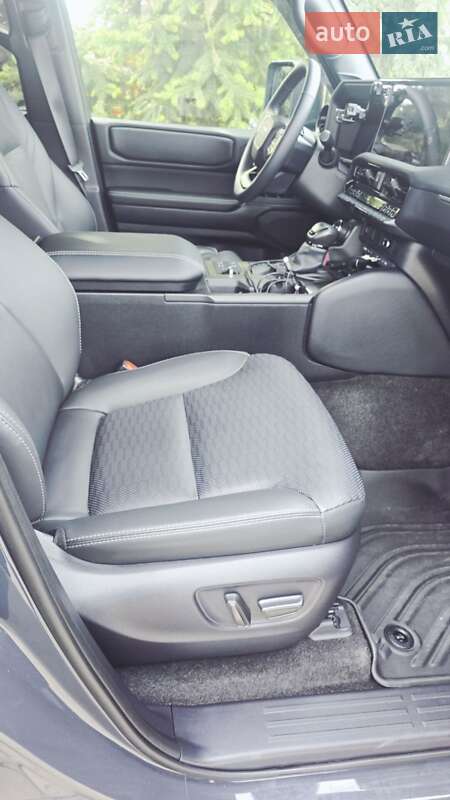 Внедорожник / Кроссовер Toyota Land Cruiser Prado 2024 в Одессе фото 25 Внедорожник / Кроссовер Toyota Land Cruiser Prado 2024 в Одессе
