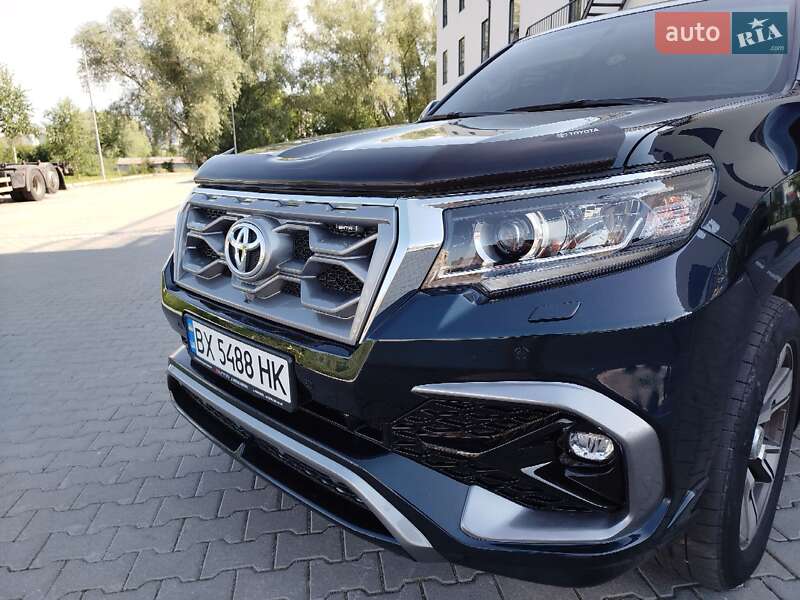 Позашляховик / Кросовер Toyota Land Cruiser Prado 2019 в Хмельницькому